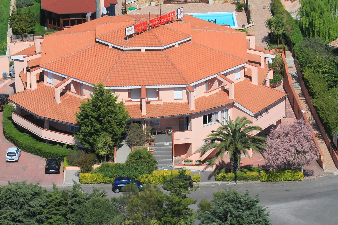 Il Cavallino Rosso Thiesi Zewnętrze zdjęcie